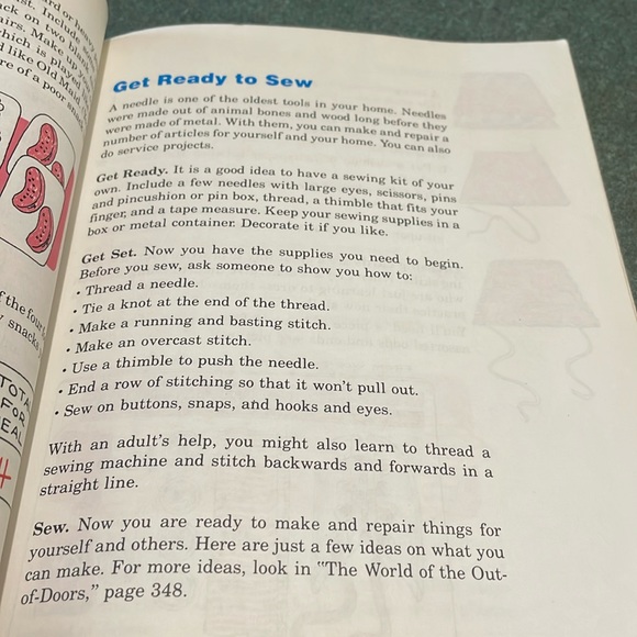 Vintage Worlds To Explore Handbook for Brownie and Junior Girl Scouts - Picture 9 of 16